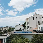 Residence Apt. 2, Marghareta
